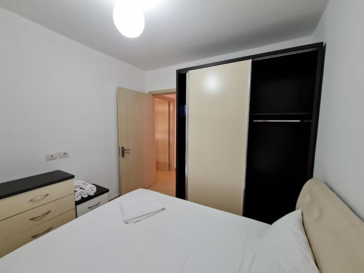 Meltin apartments Sarandë Buitenkant foto